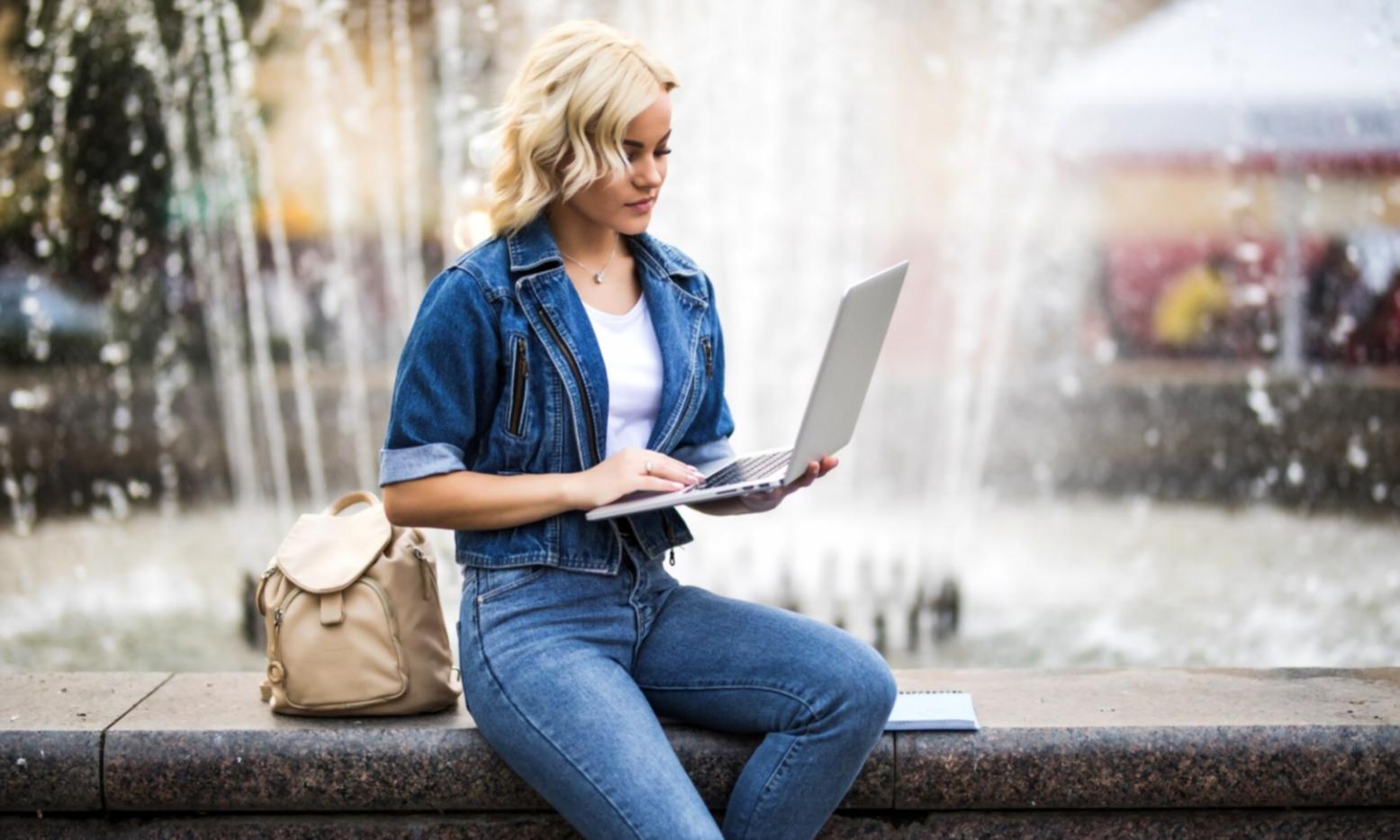 Team working together on financial planning