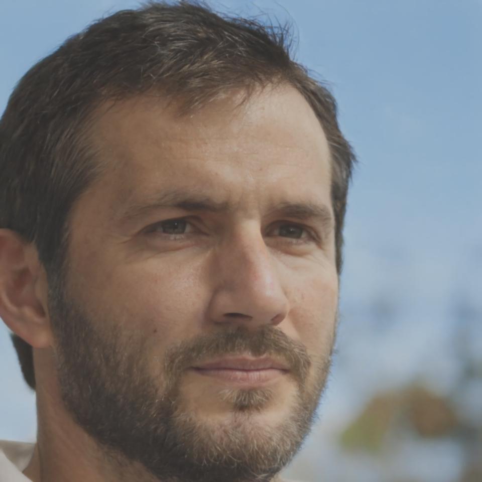 Portrait of Declan Finnerty, financial planning facilitator